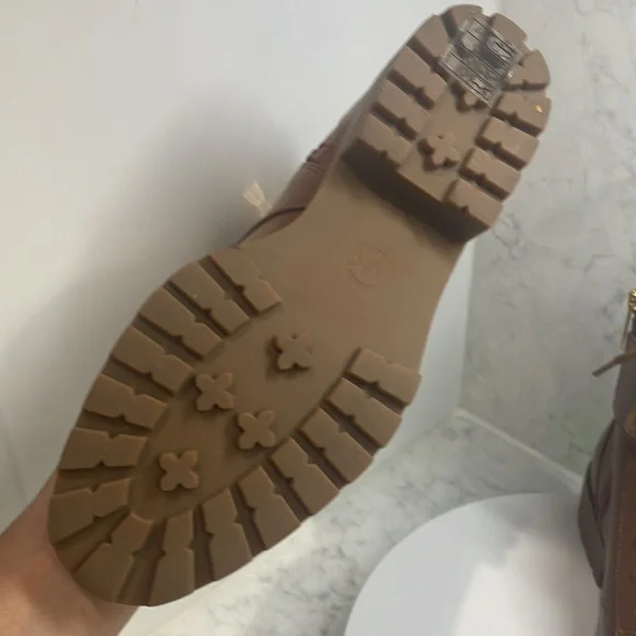 New! Michael by Michael Kors - Picture 4 of 4